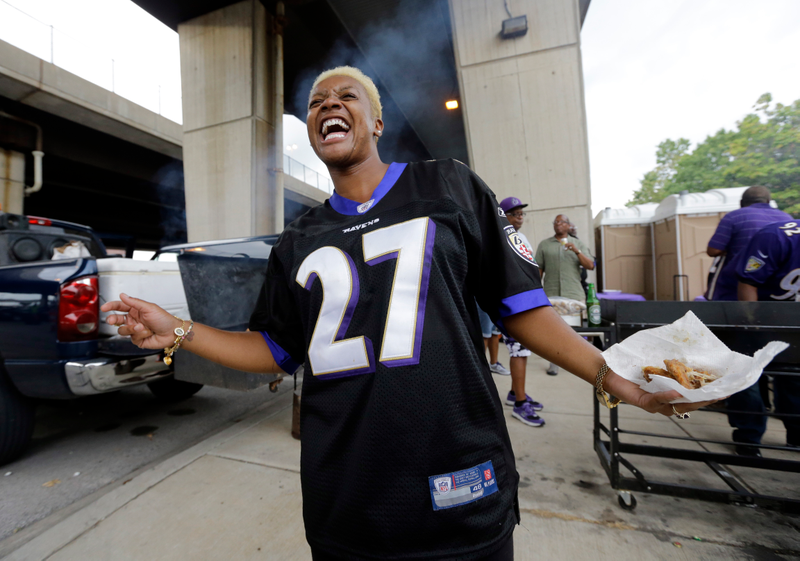 Illustration for article titled Ravens Fans Stand Up For Ray Rice